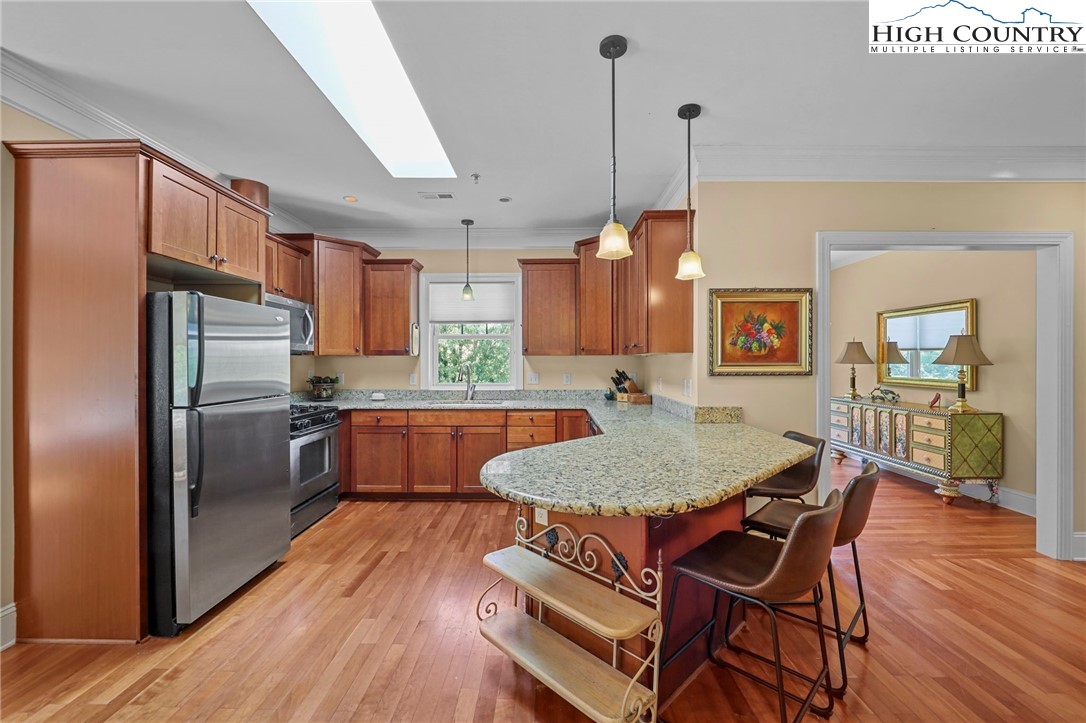 180 Gateway Drive, Unit 402 Boone, NC 28607 - Photo 9 of 35