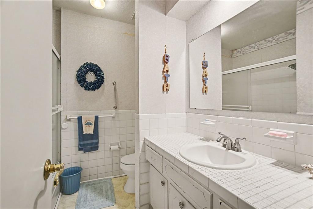 420 Glendale Road Liberty, MO 64068 - Photo 19 of 39 Gallery Image 19