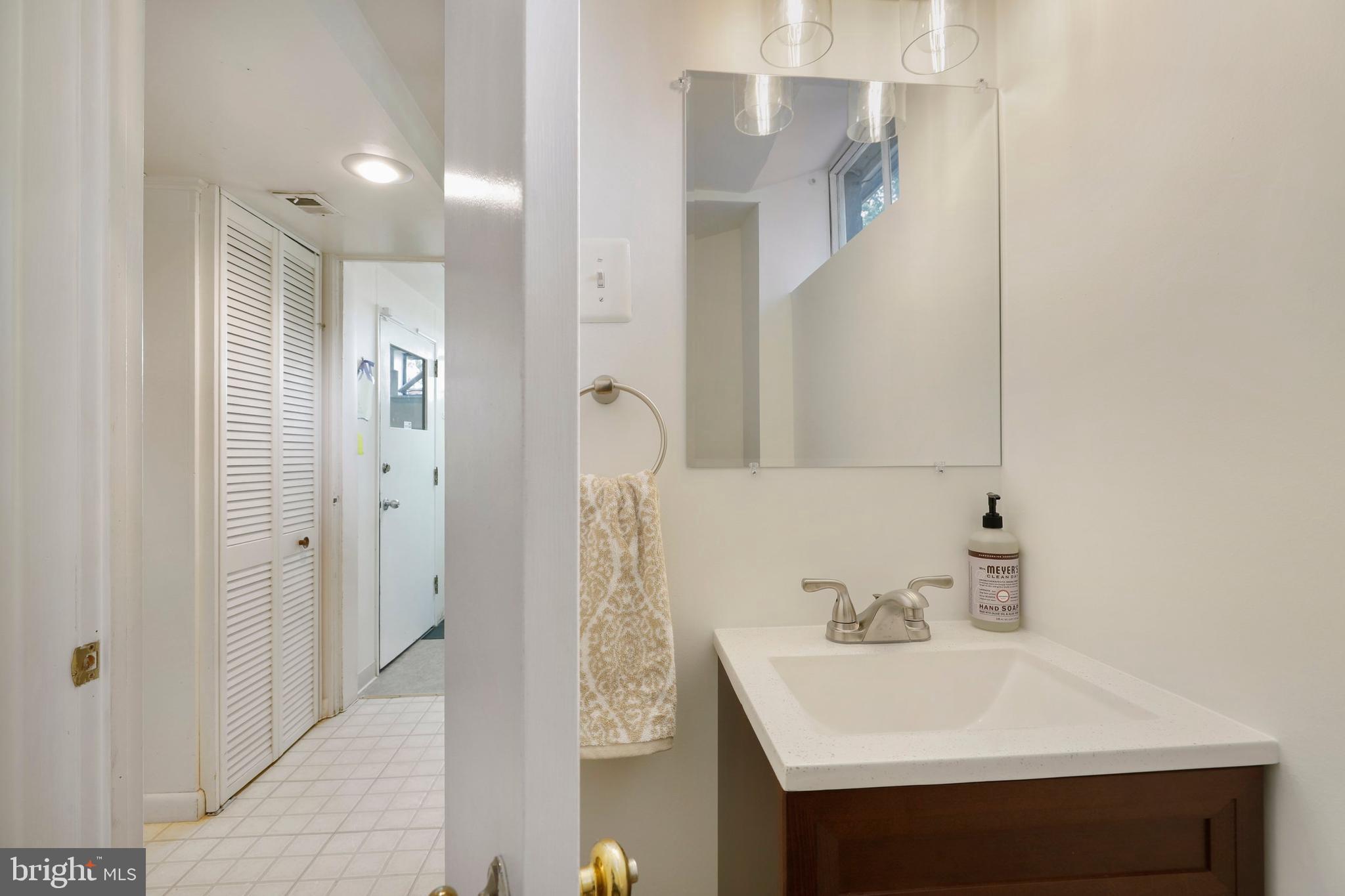 7418 Chatham Street Springfield, VA 22151 - Photo 21 of 33