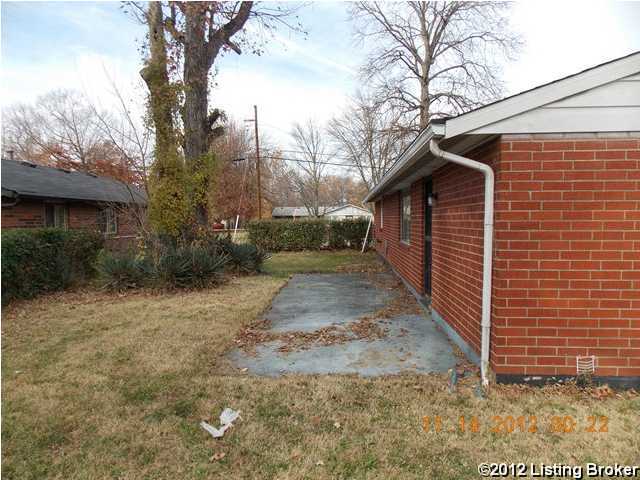 5510 Robinwood Road Louisville, KY 40218 - Photo 2 of 10 Additional Photo