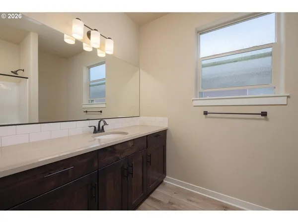 $425,000 | 51844 Hollinshead Place, La Pine, OR 97739