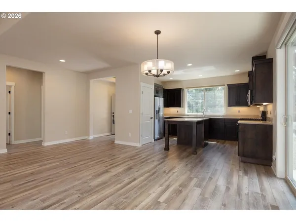 $425,000 | 51844 Hollinshead Place, La Pine, OR 97739