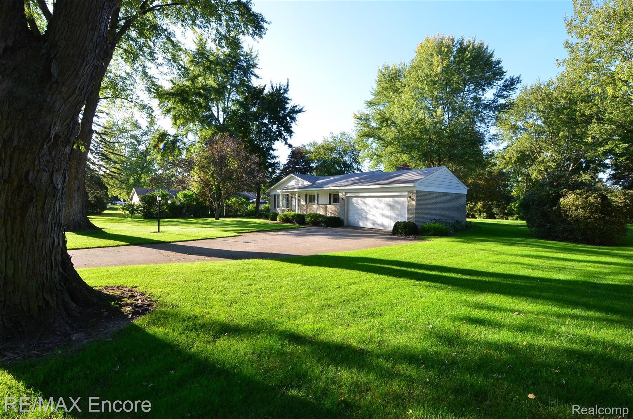 6330 Waldon Road Clarkston, MI 48346 - Photo 6 of 56 DSC_0047.JPG