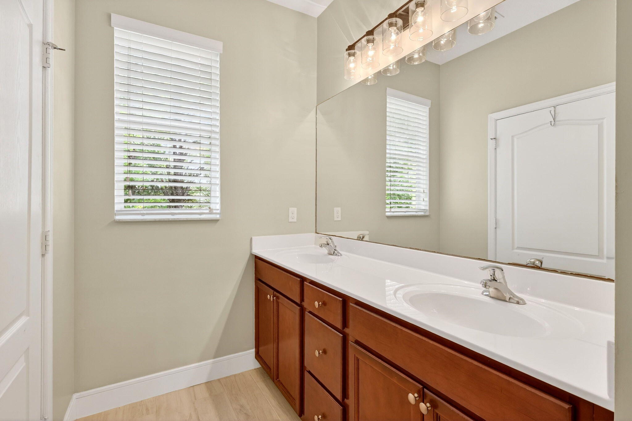 9654 Southwest Purple Martin Way Stuart, FL 34997 - Photo 25 of 54 25-web-or-mls-5P1A6448