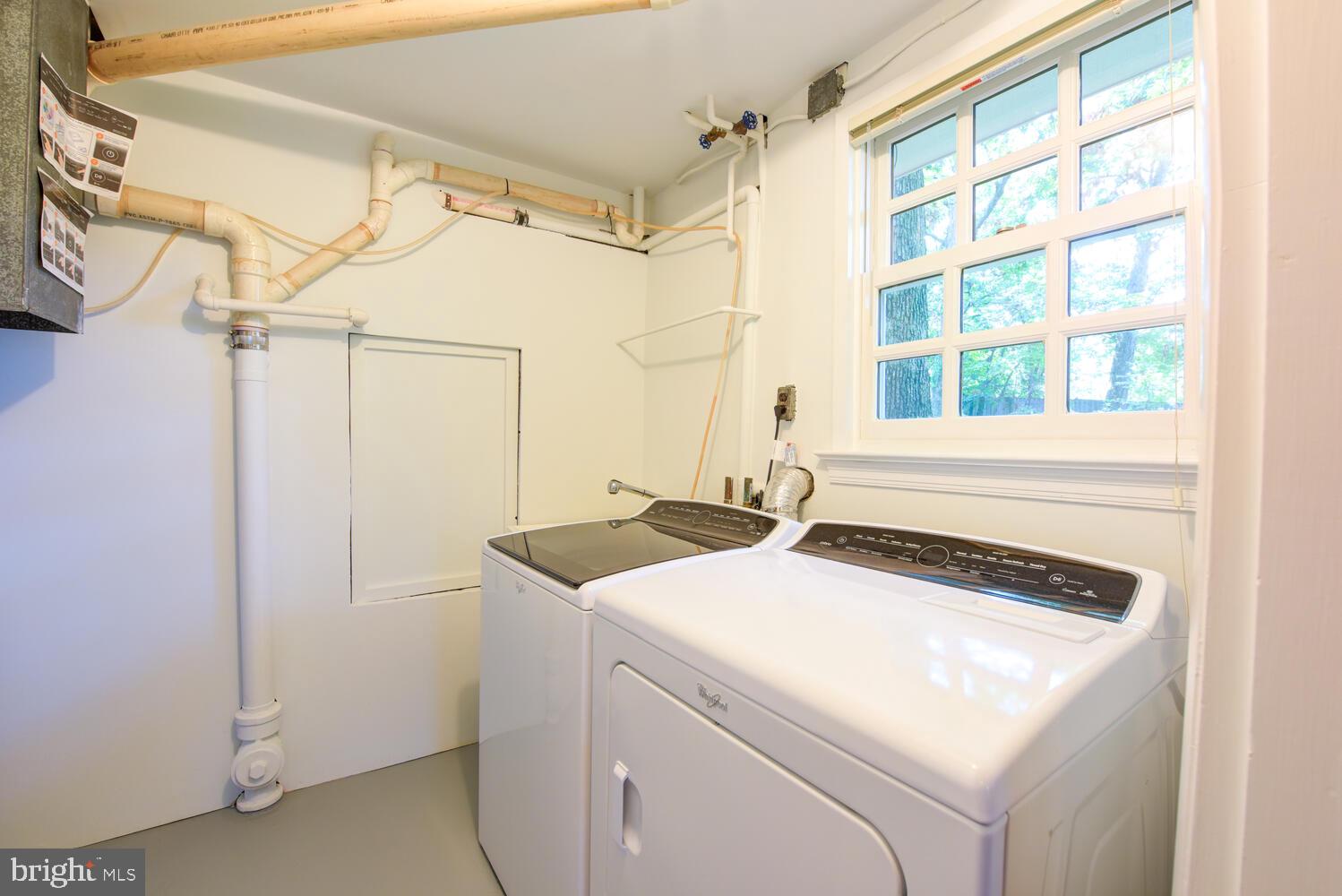 2305 Windsor Road Alexandria, VA 22307 - Photo 15 of 30 Laundry room