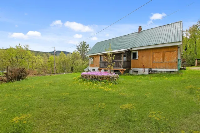 $299,900 | 388 Percy Road, Stark, NH 03582