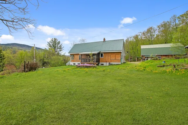 $299,900 | 388 Percy Road, Stark, NH 03582