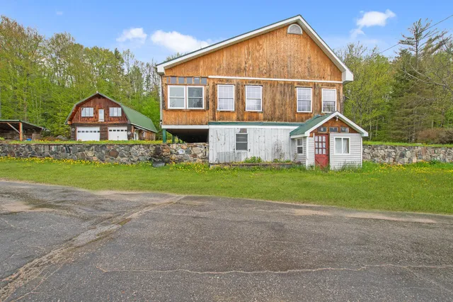 $299,900 | 388 Percy Road, Stark, NH 03582
