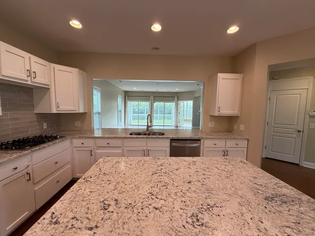 $3,200 | 1572 Pixley Street, Charleston, SC 29414