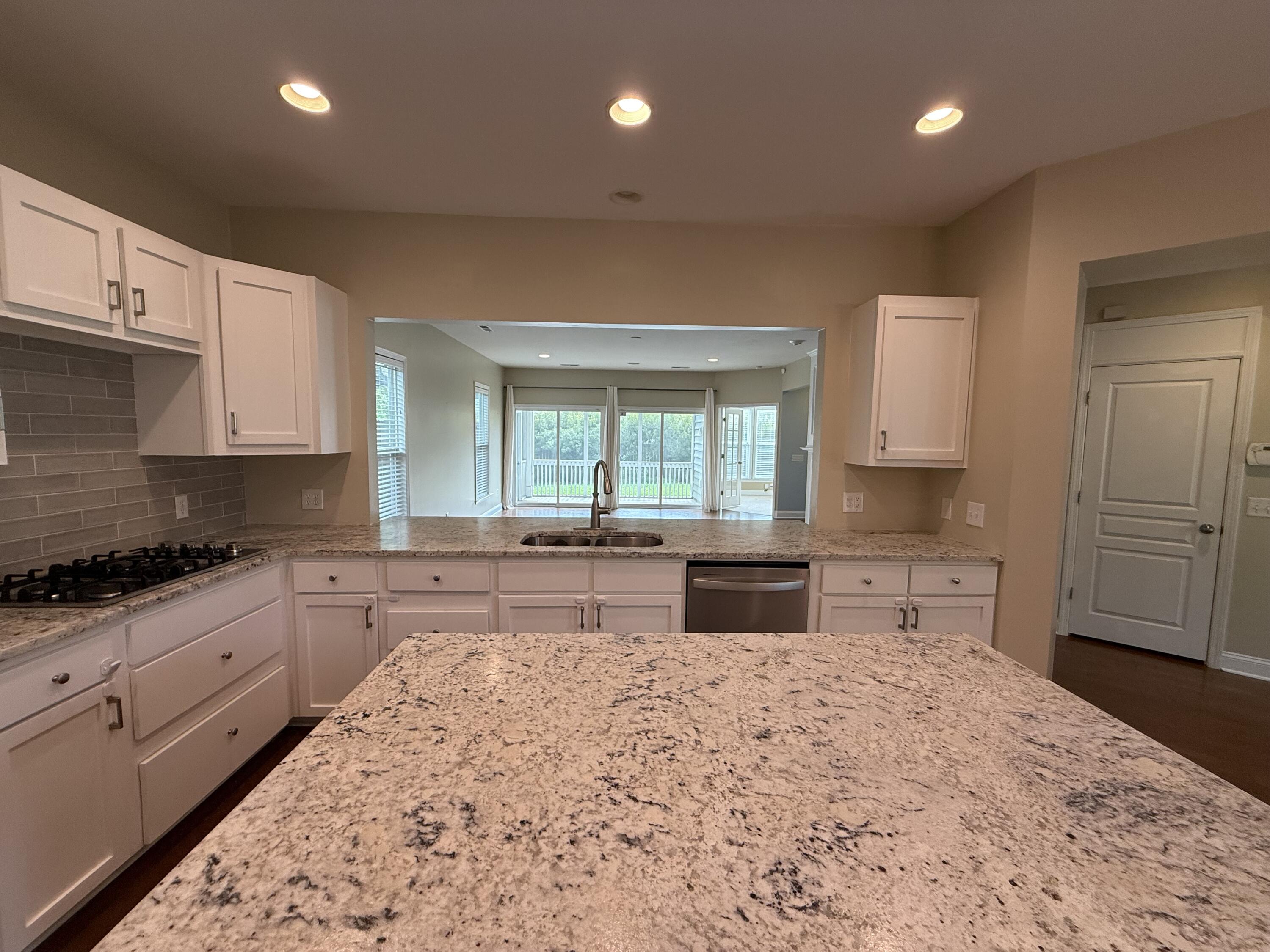 1572 Pixley Street Charleston, SC 29414 - Photo 15 of 45 IMG_0151