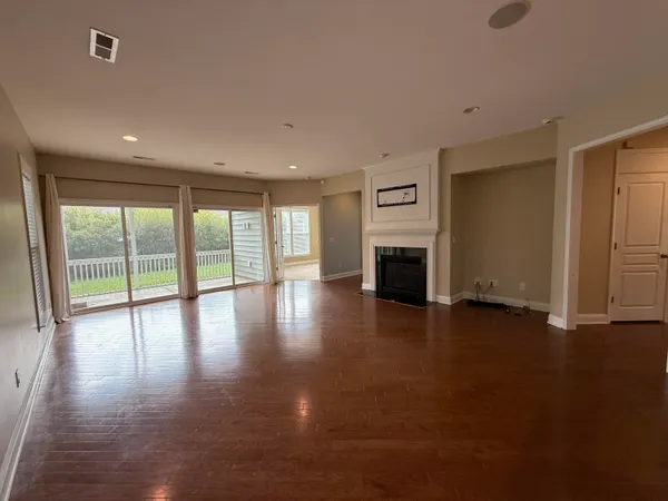 $3,300 | 1572 Pixley Street, Charleston, SC 29414