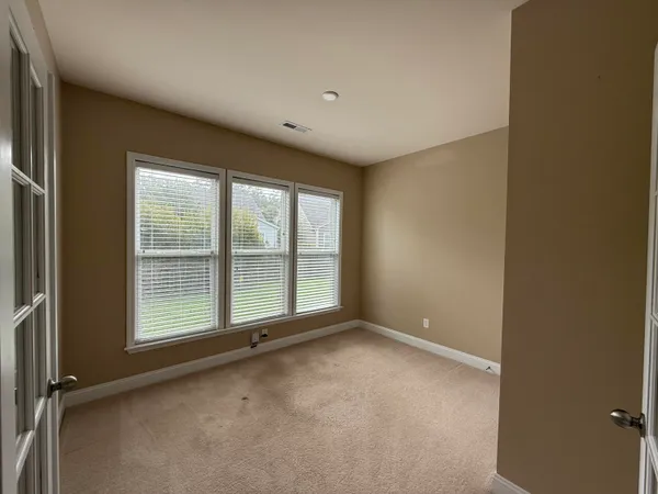 $3,300 | 1572 Pixley Street, Charleston, SC 29414