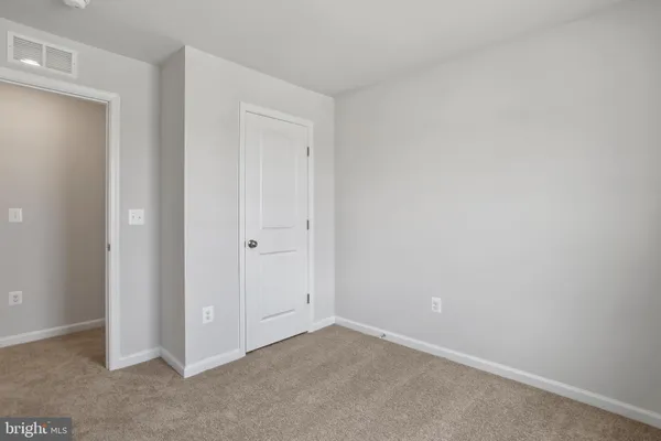 $1,850 | 102 Kincaid Court, Martinsburg, WV 25403