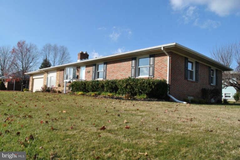 702 Juniper Road Linthicum, MD 21090 - Photo 22 of 22 Exterior (Front)