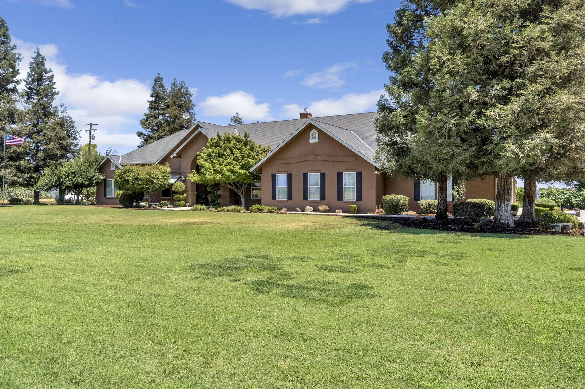 34700 Rd 140 Visalia, CA 93292 - Photo 4 of 52 4-DSC05696