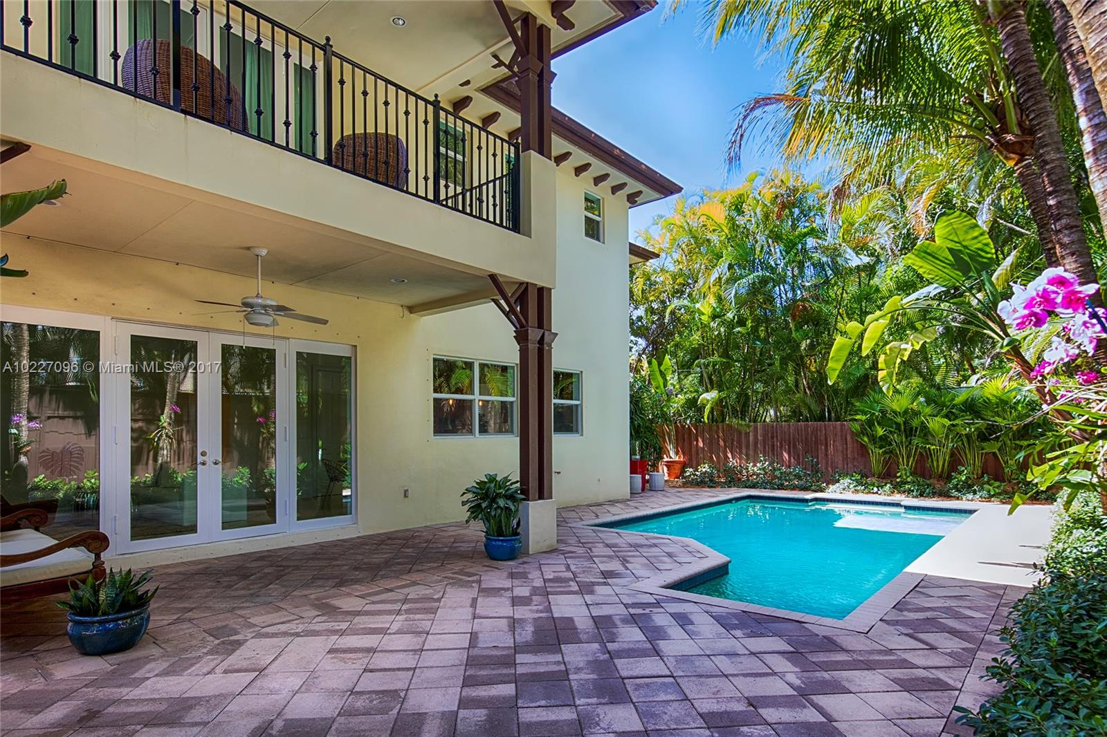 3911 Battersea Road Miami, FL 33133 - Photo 10 of 11