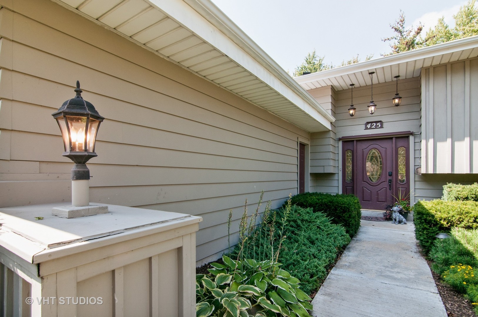 425 West Gartner Road Naperville, IL 60540 - Photo 2 of 26