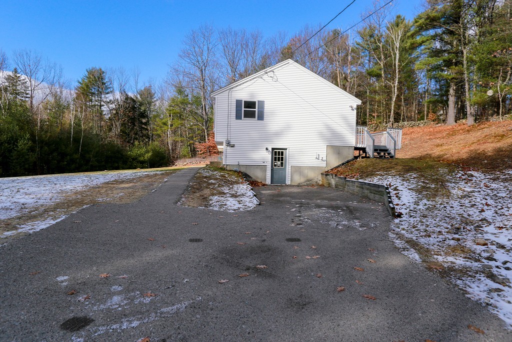370 East Rindge Road Ashburnham, MA 01430 - Photo 4 of 25