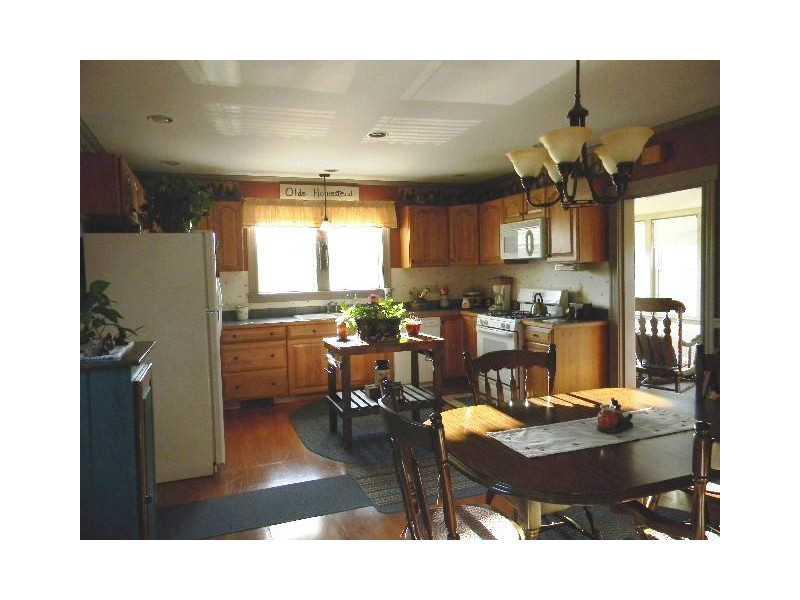 807 Gardiner Road Wales, ME 04280 - Photo 10 of 32 Kitchen. Large kitchen to cook up a...