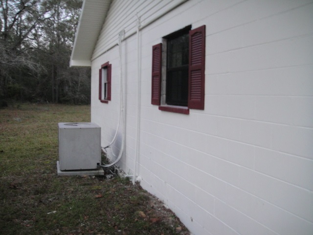 11082 Southwest Big Mac Road Clarksville, FL 32430 - Photo 3 of 8 Gallery Image 3