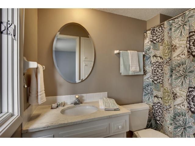 424 Reflection Road Apple Valley, MN 55124 - Photo 12 of 18 Gallery Image 12