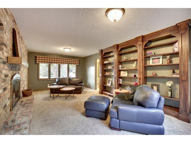 424 Reflection Road Apple Valley, MN 55124 - Photo 9 of 18 Gallery Image 9