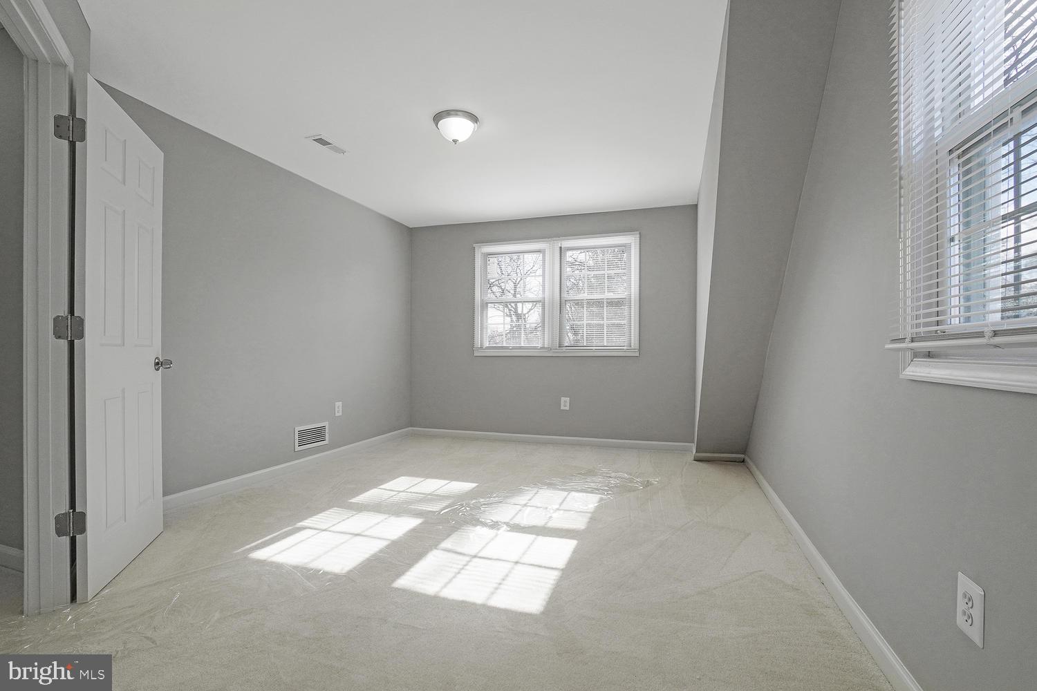 608 Forest Glen Road Silver Spring, MD 20901 - Photo 25 of 46