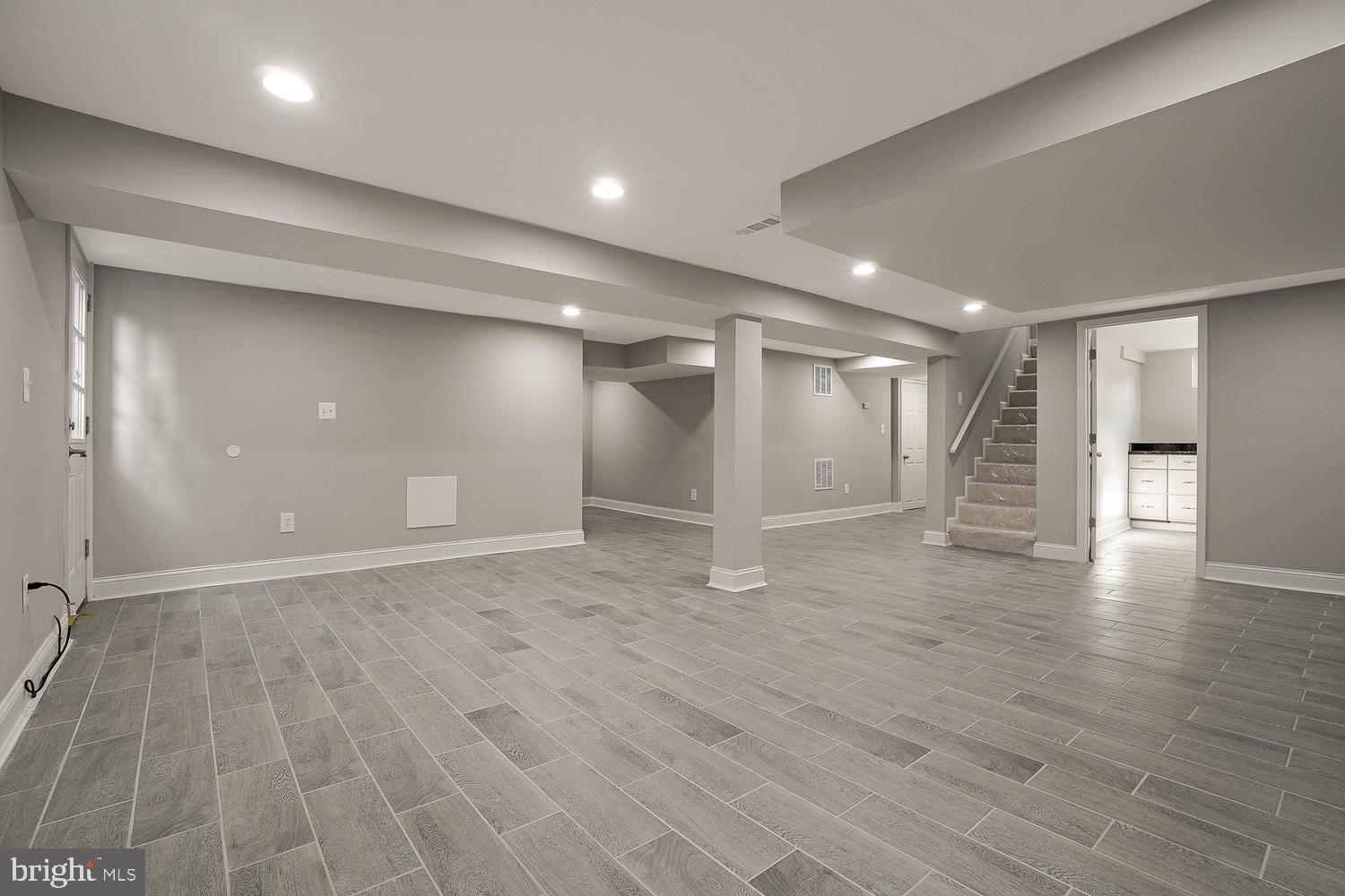 608 Forest Glen Road Silver Spring, MD 20901 - Photo 31 of 46