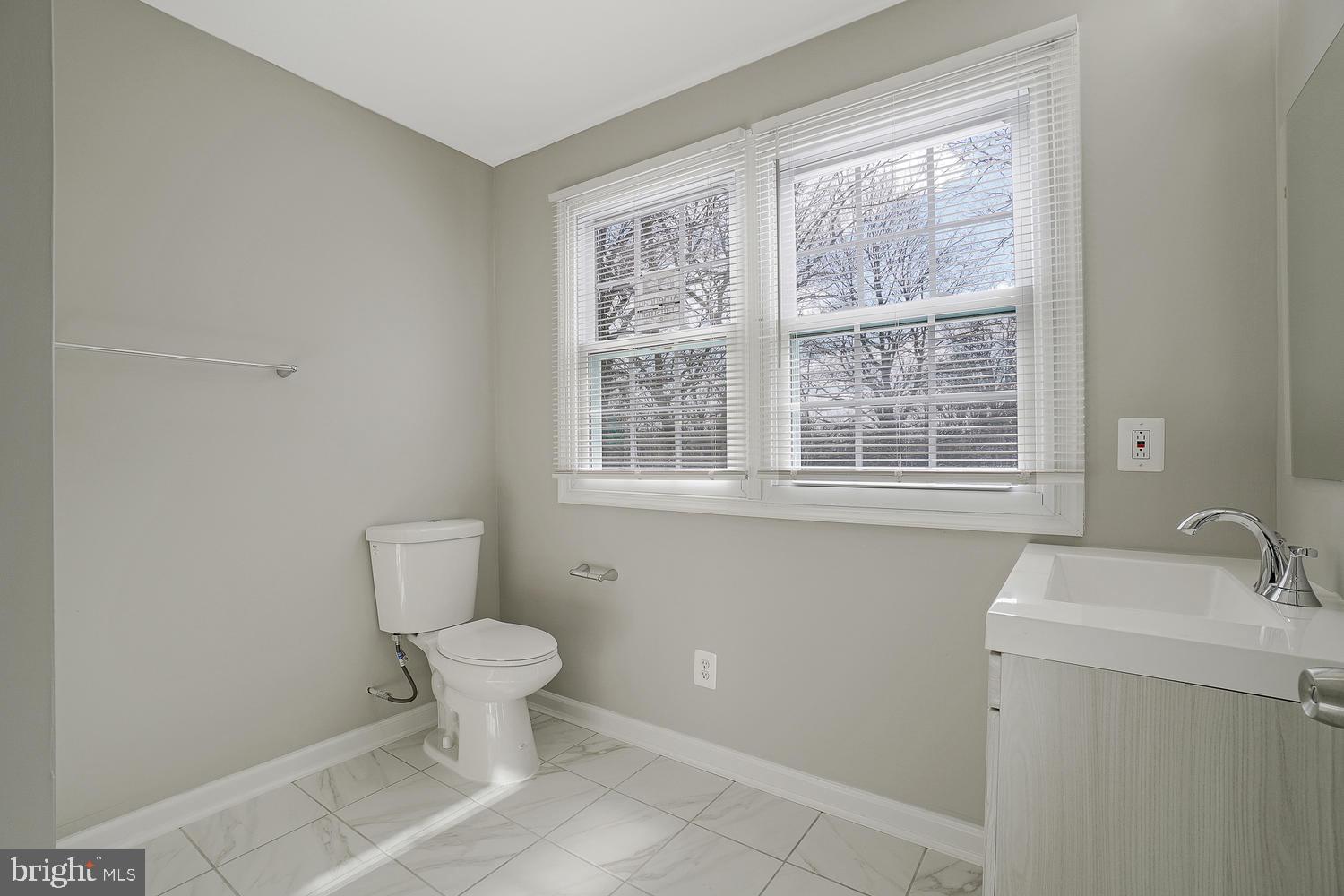 608 Forest Glen Road Silver Spring, MD 20901 - Photo 38 of 46