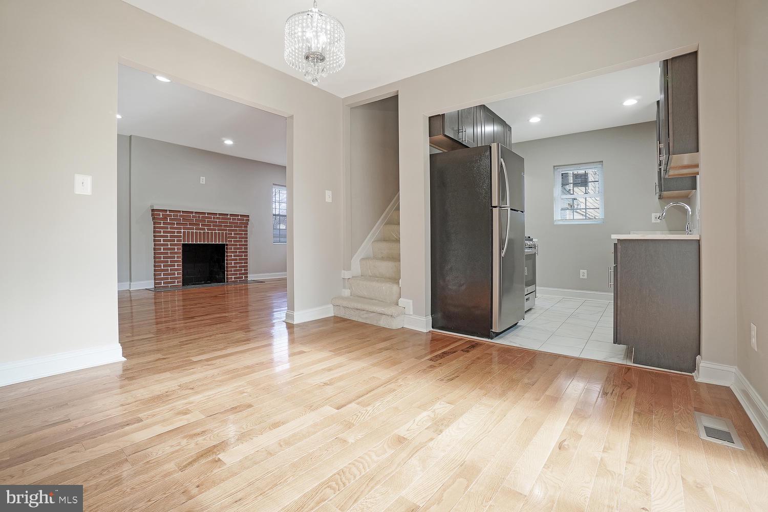 608 Forest Glen Road Silver Spring, MD 20901 - Photo 5 of 46