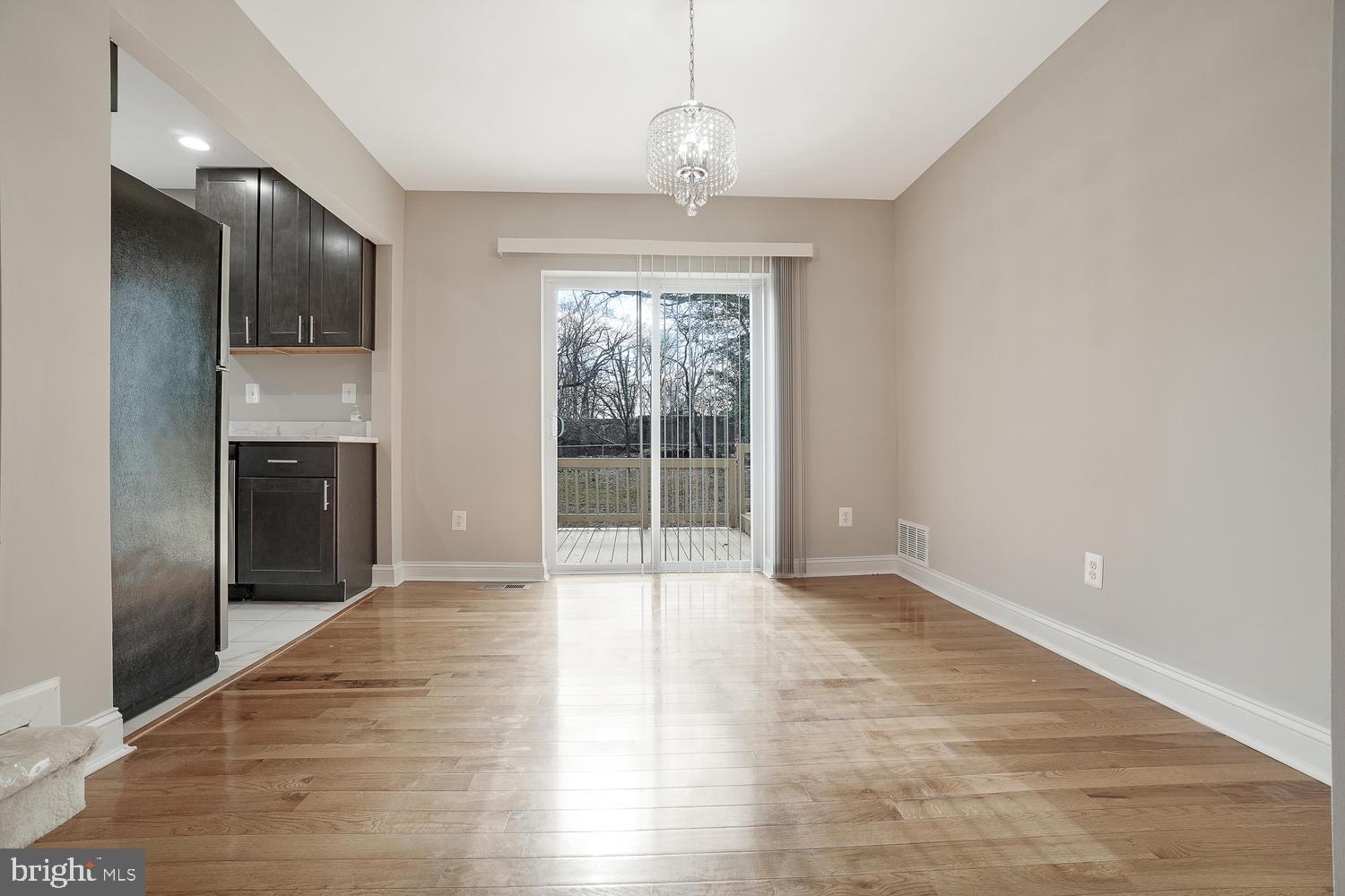 608 Forest Glen Road Silver Spring, MD 20901 - Photo 7 of 46