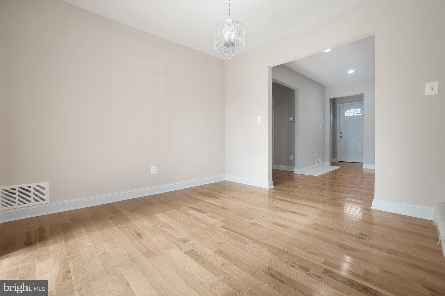 608 Forest Glen Road Silver Spring, MD 20901 - Photo 8 of 46