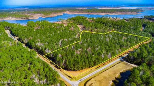$75,000 | 15 Paradox Point Drive, Aurora, NC 27806