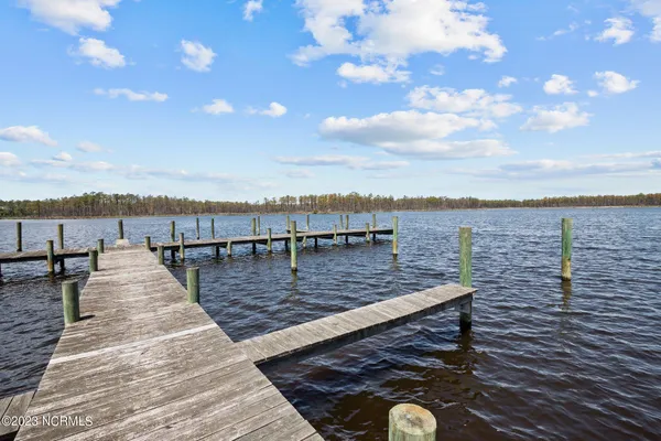 $75,000 | 15 Paradox Point Drive, Aurora, NC 27806