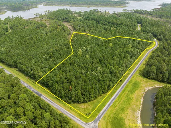 $75,000 | 15 Paradox Point Drive, Aurora, NC 27806