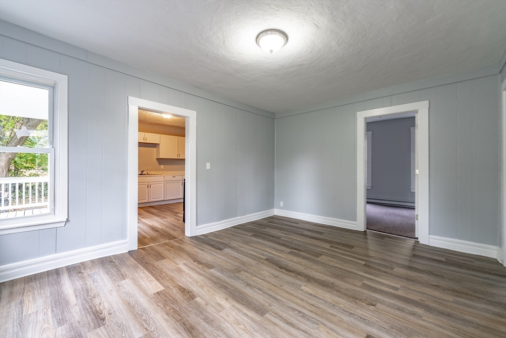 26-28 Calhoun Street Springfield, MA 01107 - Photo 16 of 39 Gallery Image 16
