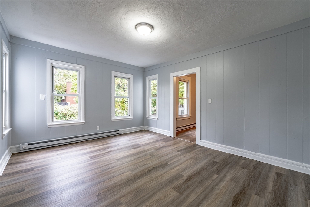 26-28 Calhoun Street Springfield, MA 01107 - Photo 17 of 39 Gallery Image 17