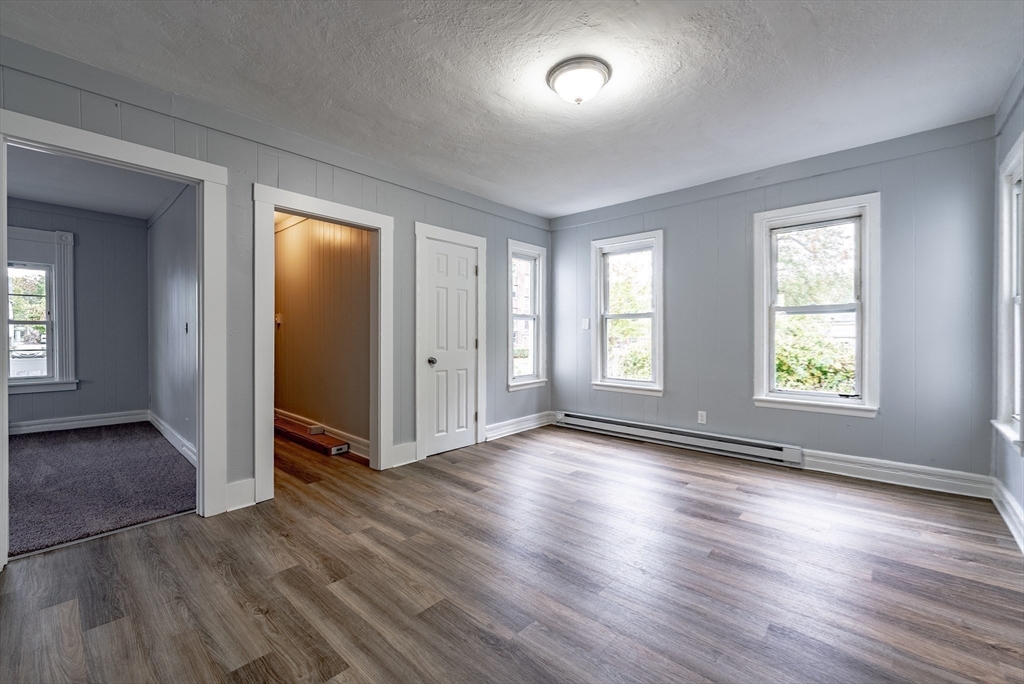 26-28 Calhoun Street Springfield, MA 01107 - Photo 18 of 39 Gallery Image 18