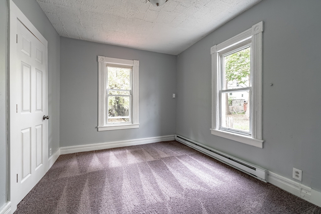 26-28 Calhoun Street Springfield, MA 01107 - Photo 26 of 39 Gallery Image 26