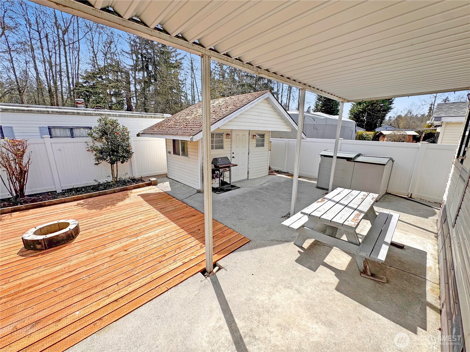 5001 Bay Road, Unit E27 Blaine, WA 98230 - Photo 14 of 18