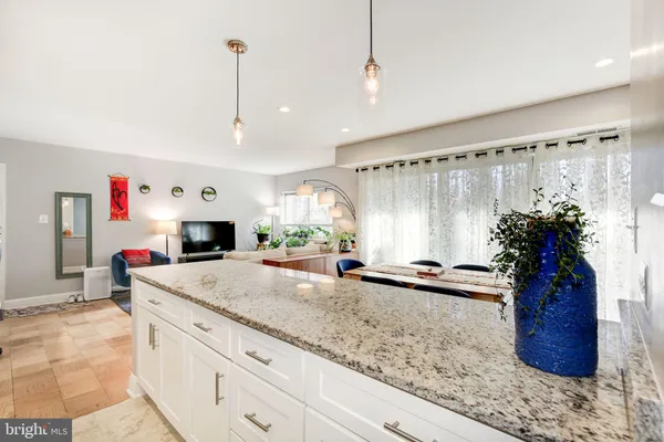 $235,000 | 5202 Crossfield Court, Unit 117, Rockville, MD 20852