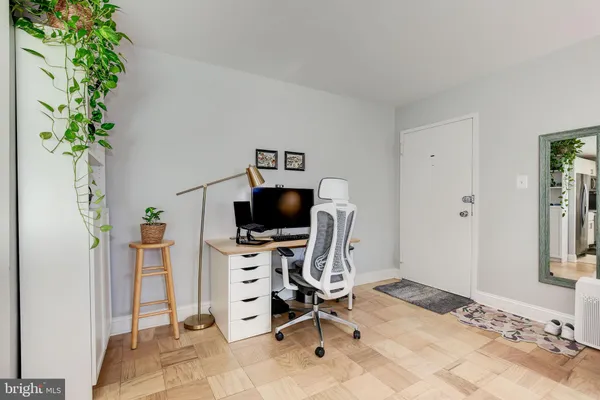 $235,000 | 5202 Crossfield Court, Unit 117, Rockville, MD 20852