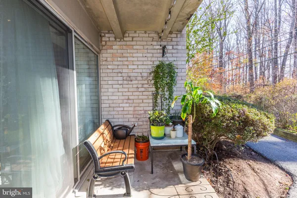 $235,000 | 5202 Crossfield Court, Unit 117, Rockville, MD 20852