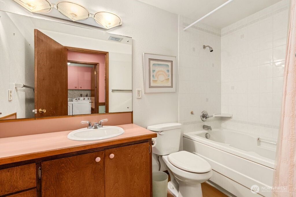 1708 Monterey Court Northeast Renton, WA 98056 - Photo 20 of 26