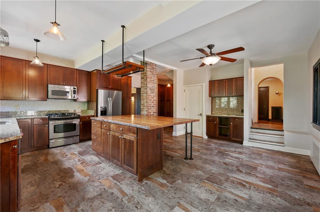 5454 Darlington Road Pittsburgh, PA 15217 - Photo 12 of 25