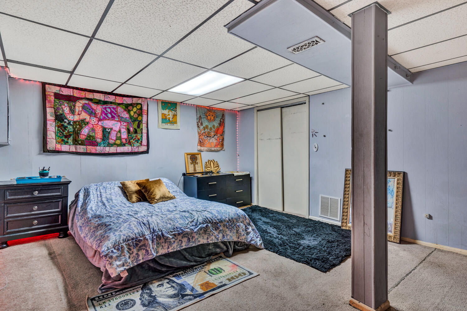 505 Holiday Road Vinton, VA 24179 - Photo 14 of 20 a bedroom with a bed and a painting on the wall
