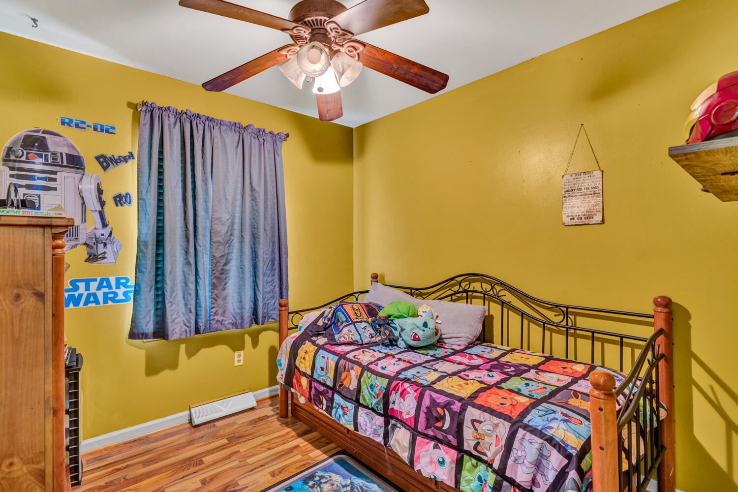 505 Holiday Road Vinton, VA 24179 - Photo 5 of 20 a bedroom with a bed and wooden floor