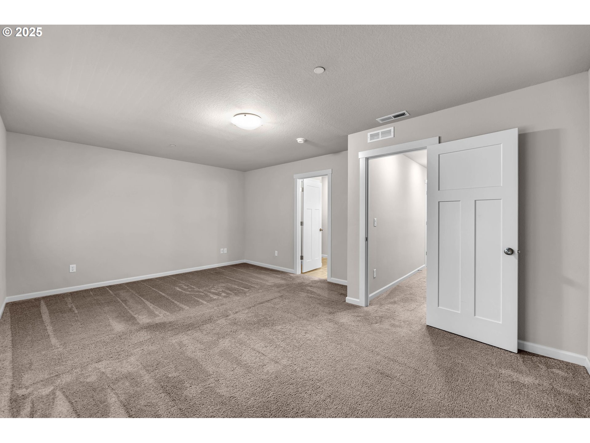 4147 South Canyon View Circle Ridgefield, WA 98642 - Photo 24 of 44 a view of an empty room