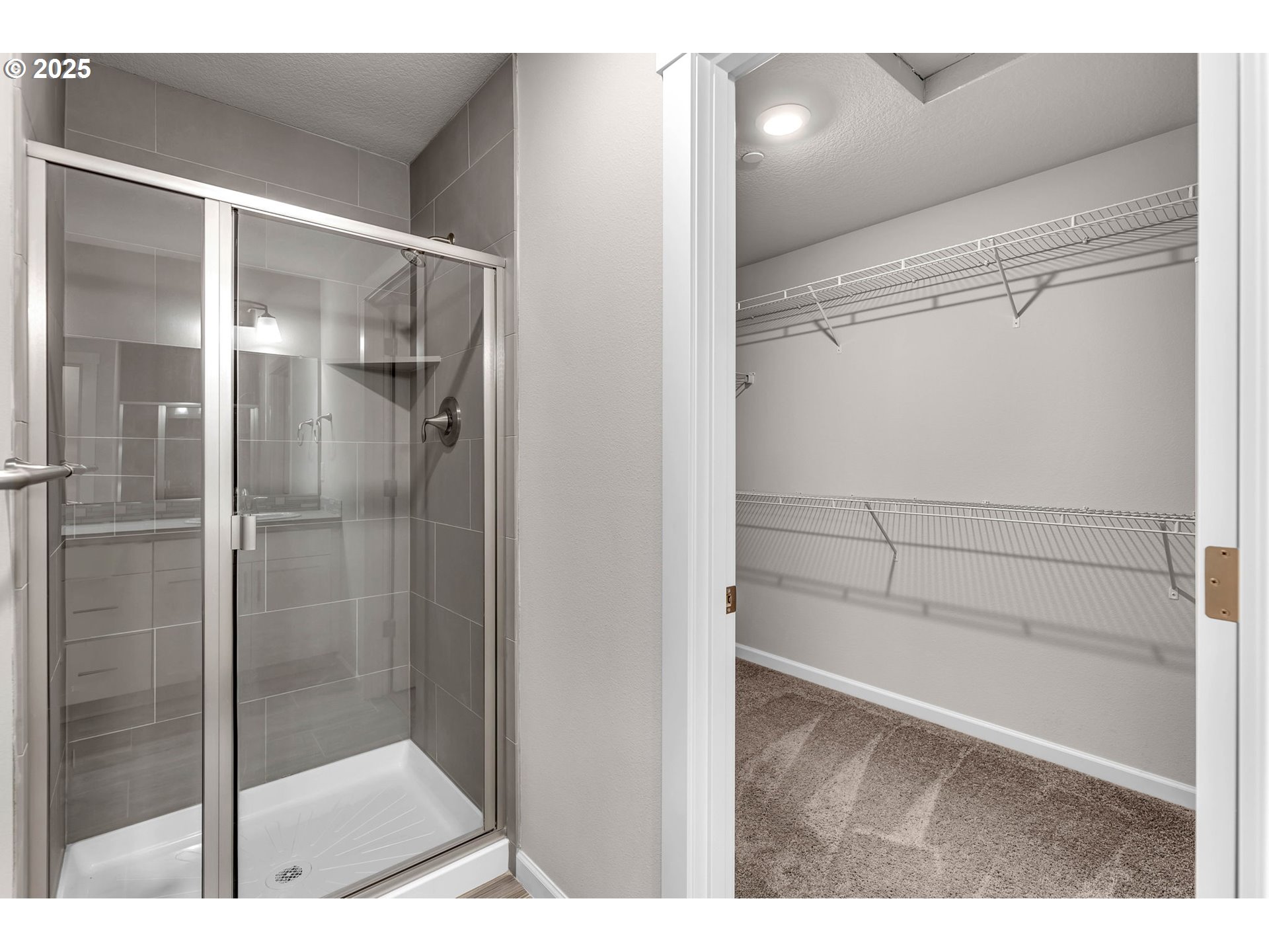 4147 South Canyon View Circle Ridgefield, WA 98642 - Photo 29 of 44 a bathroom with a shower
