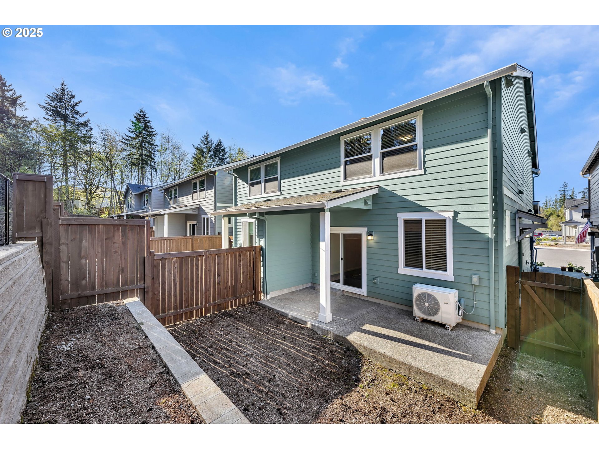 4147 South Canyon View Circle Ridgefield, WA 98642 - Photo 41 of 44 a front view of a house with a yard